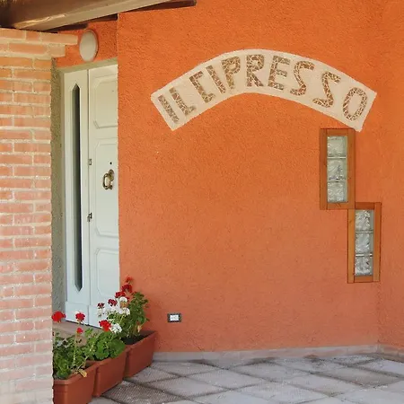 Il Cipresso Del Gallo 3*