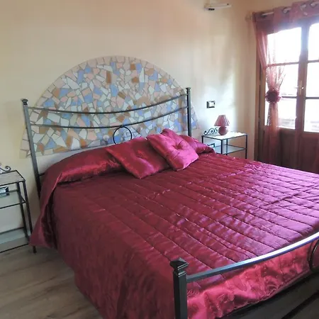 Konukevi Il Cipresso Del Gallo 3*