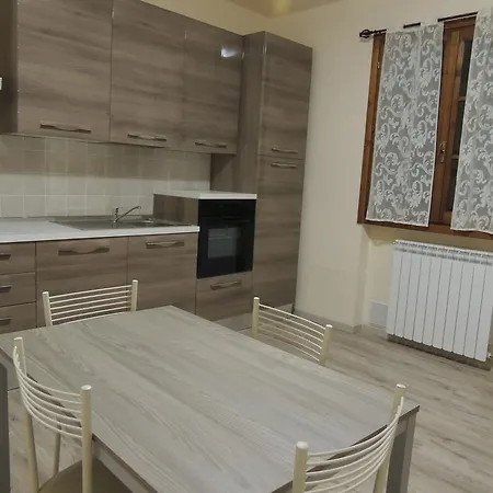 Il Cipresso Del Gallo Konukevi Montecatini Terme